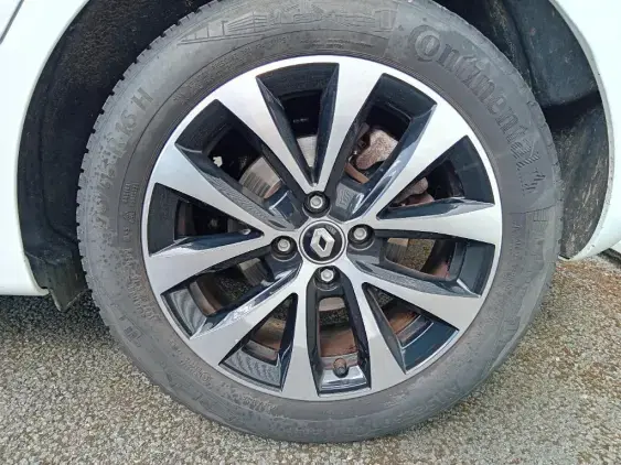 RENAULT CLIO V - voiture d'occasion - Photo 24