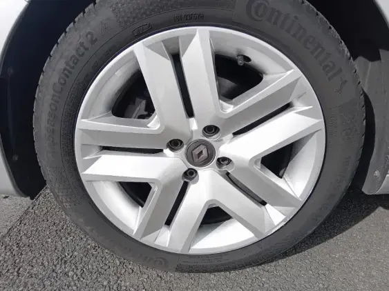 RENAULT CLIO V - voiture d'occasion - Photo 23