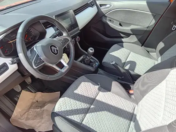 RENAULT CLIO V - voiture d'occasion - Photo 18