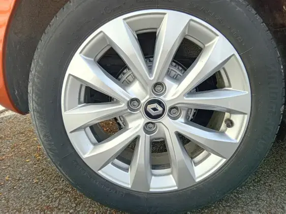 RENAULT CLIO V - voiture d'occasion - Photo 25