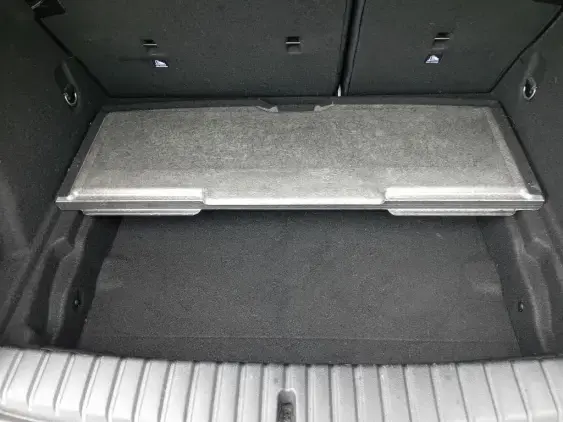 BMW SERIE 1 F40 - voiture d'occasion - Photo 17