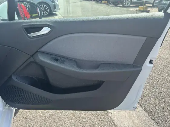 RENAULT CLIO REVERSIBLE V - voiture d'occasion - Photo 16