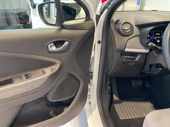 RENAULT ZOE REVERSIBLE - voiture d'occasion - Photo 17