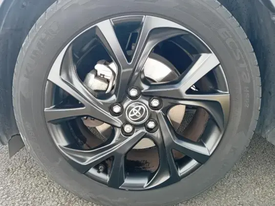 TOYOTA C-HR - voiture d'occasion - Photo 23