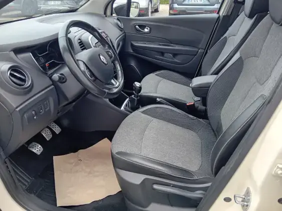RENAULT CAPTUR - voiture d'occasion - Photo 18