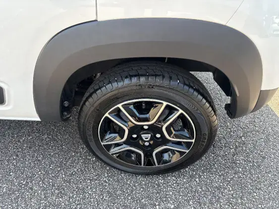 DACIA SPRING - voiture d'occasion - Photo 22