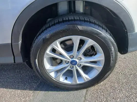 FORD KUGA II - voiture d'occasion - Photo 19