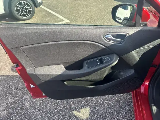 RENAULT CLIO V - voiture d'occasion - Photo 18