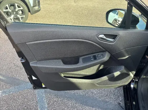 RENAULT CLIO V - voiture d'occasion - Photo 17