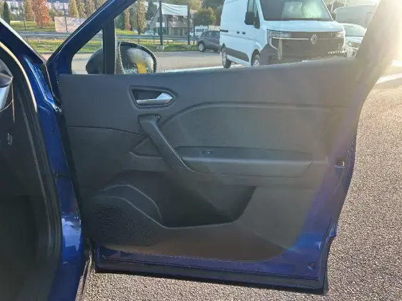 RENAULT CAPTUR II - voiture d'occasion - Photo 20