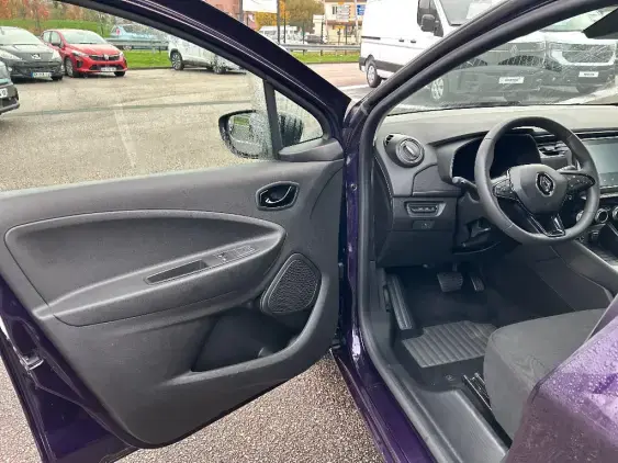 RENAULT ZOE - voiture d'occasion - Photo 16
