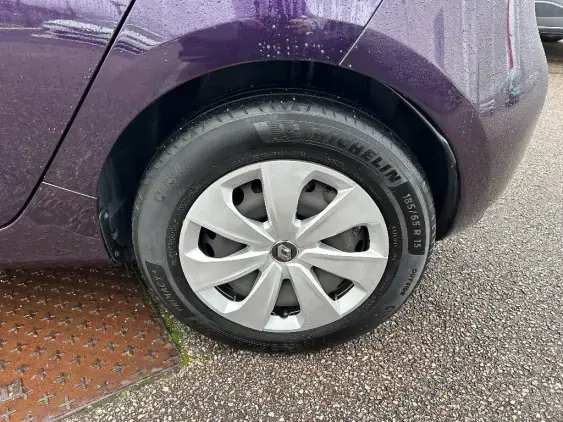 RENAULT ZOE - voiture d'occasion - Photo 20