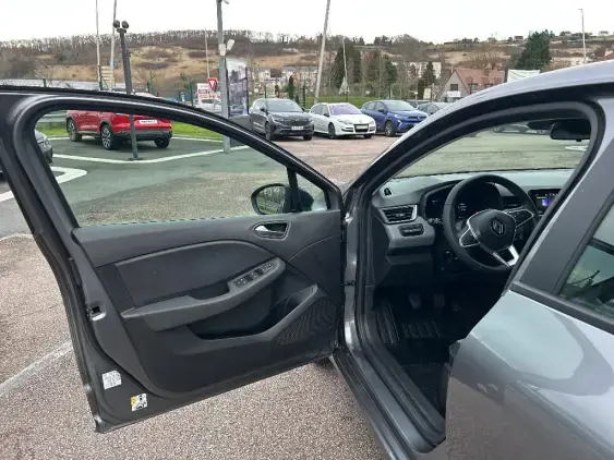 RENAULT CLIO V - voiture d'occasion - Photo 15