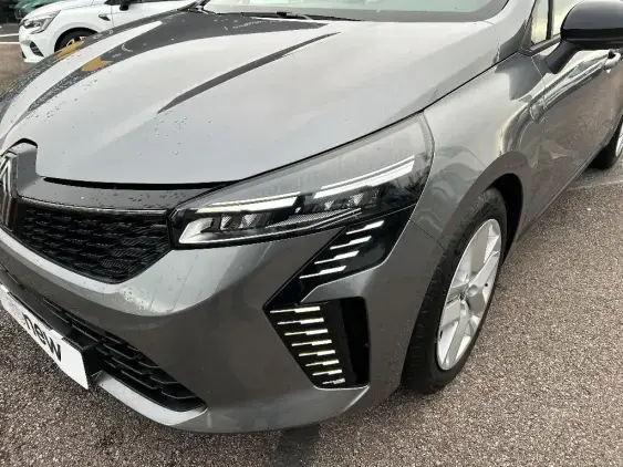 RENAULT CLIO V - voiture d'occasion - Photo 17