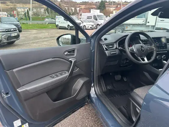 RENAULT CAPTUR II - voiture d'occasion - Photo 17