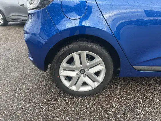 RENAULT CLIO V - voiture d'occasion - Photo 19