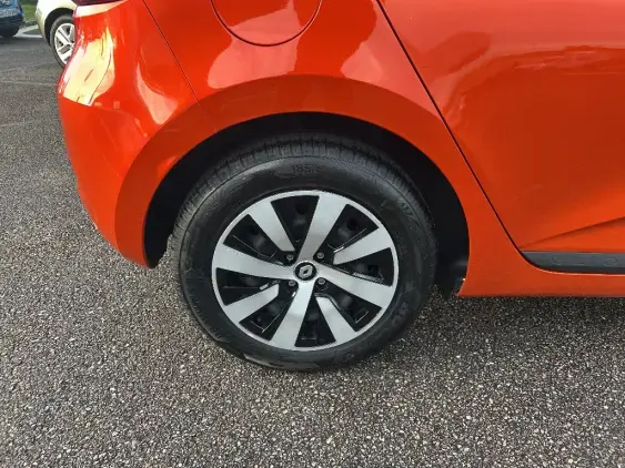 RENAULT CLIO V - voiture d'occasion - Photo 21