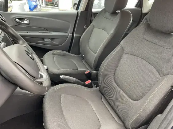 RENAULT CAPTUR - voiture d'occasion - Photo 18