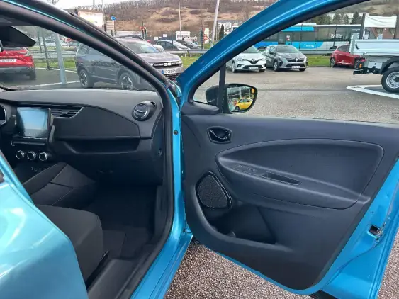 RENAULT ZOE - voiture d'occasion - Photo 17