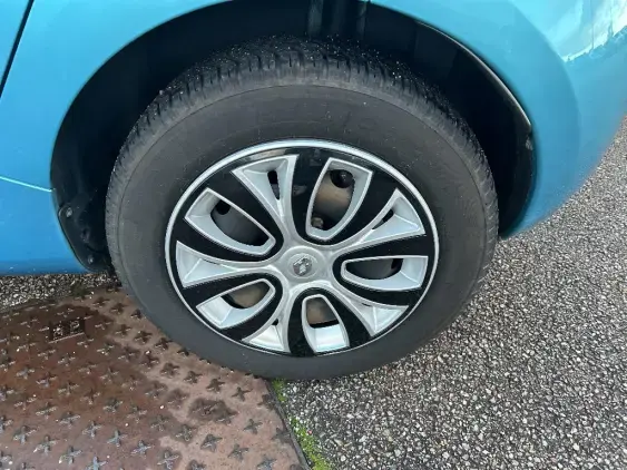 RENAULT ZOE - voiture d'occasion - Photo 20