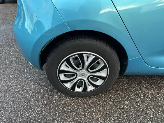 RENAULT ZOE - voiture d'occasion - Photo 21