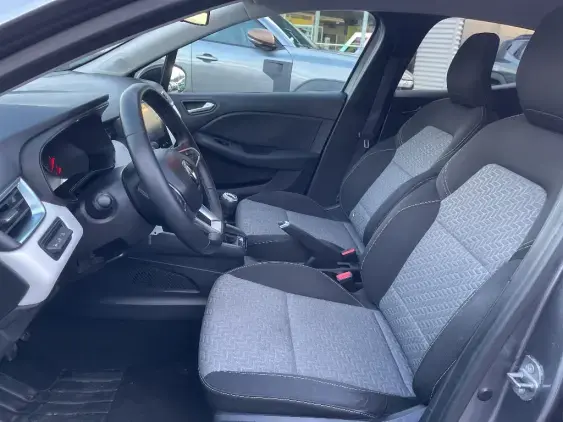 RENAULT CLIO V - voiture d'occasion - Photo 18