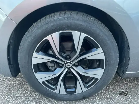 RENAULT CLIO V - voiture d'occasion - Photo 23