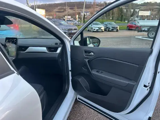 RENAULT CAPTUR II - voiture d'occasion - Photo 17