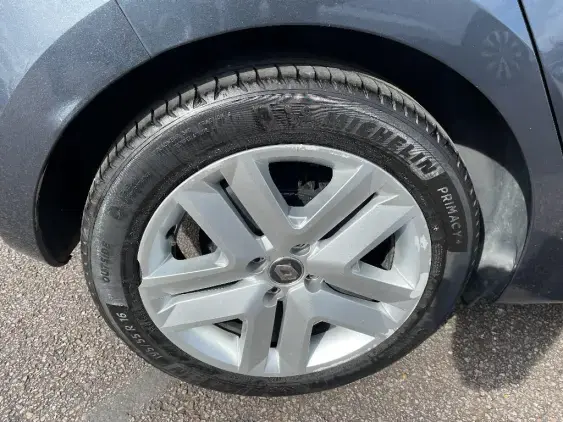 RENAULT CLIO V - voiture d'occasion - Photo 25