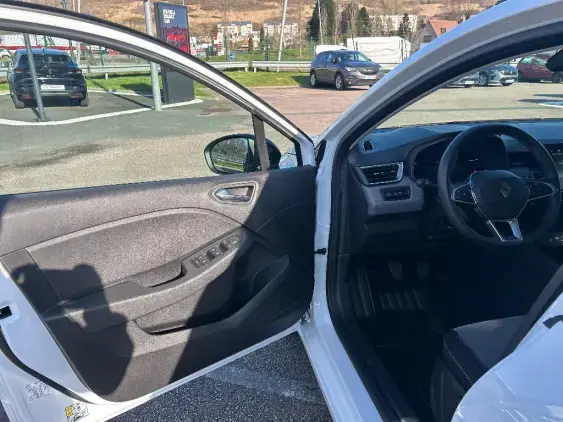 RENAULT CLIO V - voiture d'occasion - Photo 16