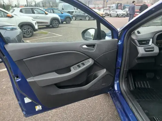 RENAULT CLIO V - voiture d'occasion - Photo 16