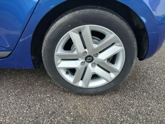 RENAULT CLIO V - voiture d'occasion - Photo 20