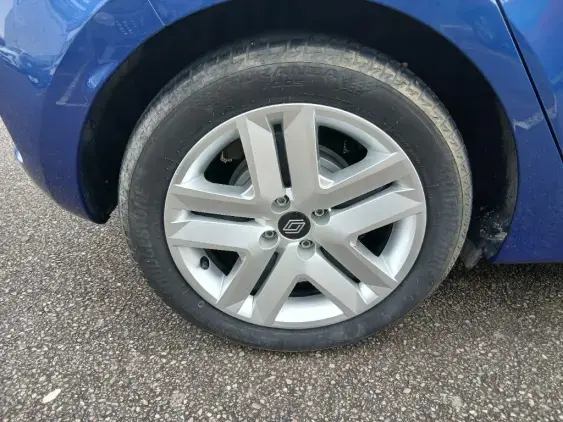 RENAULT CLIO V - voiture d'occasion - Photo 21