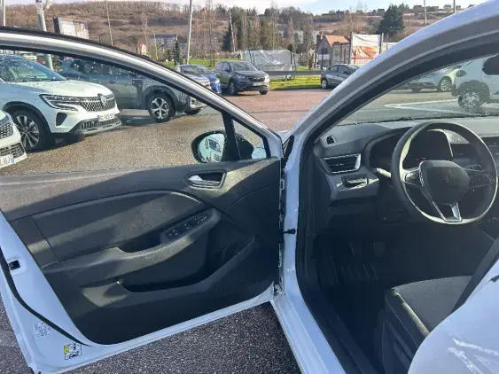 RENAULT CLIO V - voiture d'occasion - Photo 16