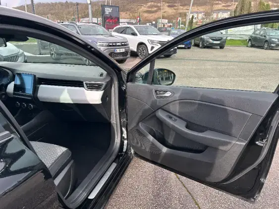 RENAULT CLIO V - voiture d'occasion - Photo 17