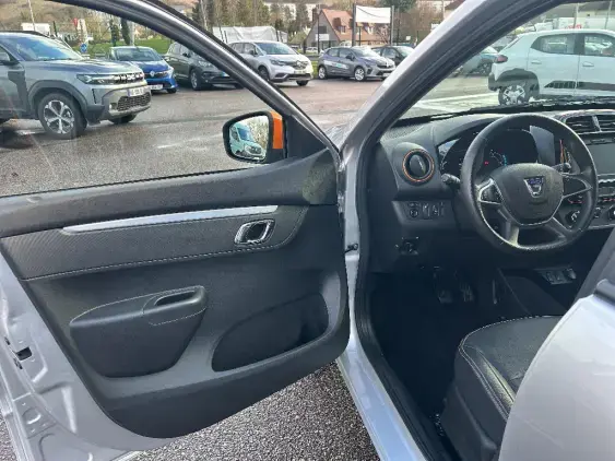 DACIA SPRING - voiture d'occasion - Photo 17