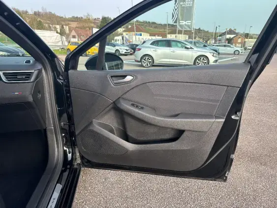 RENAULT CLIO V - voiture d'occasion - Photo 20