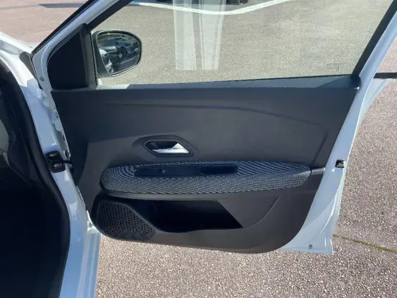 DACIA SANDERO III - voiture d'occasion - Photo 20