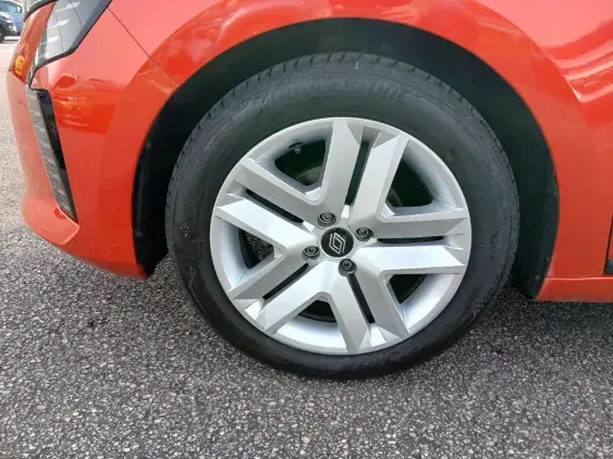 RENAULT CLIO V - voiture d'occasion - Photo 19