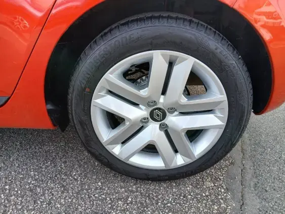 RENAULT CLIO V - voiture d'occasion - Photo 20