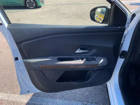 DACIA SANDERO III - voiture d'occasion - Photo 19