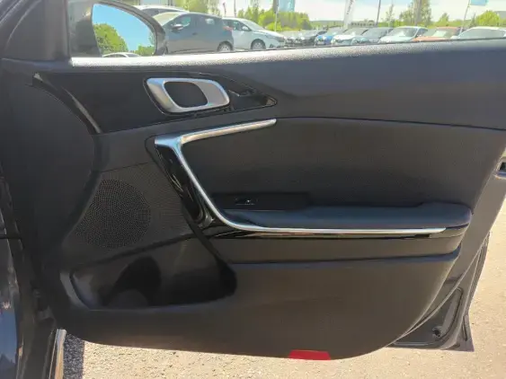 KIA CEED III - voiture d'occasion - Photo 17