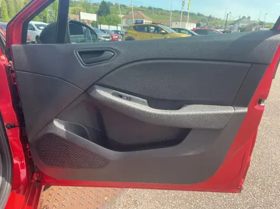 RENAULT CLIO V - voiture d'occasion - Photo 19