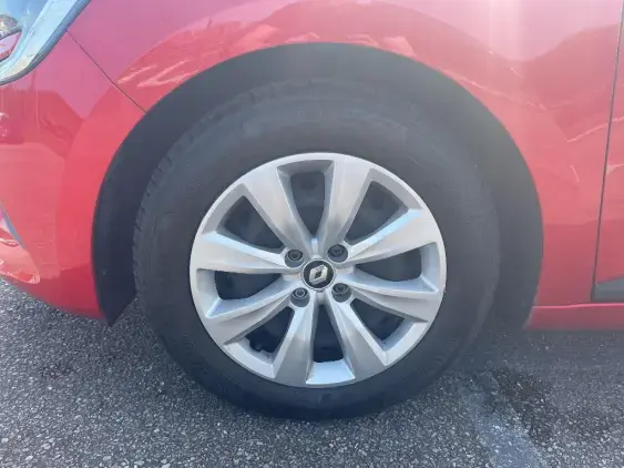 RENAULT CLIO V - voiture d'occasion - Photo 22