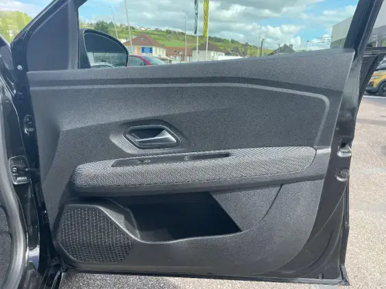 DACIA SANDERO III - voiture d'occasion - Photo 19