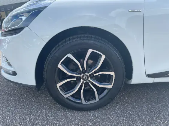 RENAULT CLIO IV - voiture d'occasion - Photo 22