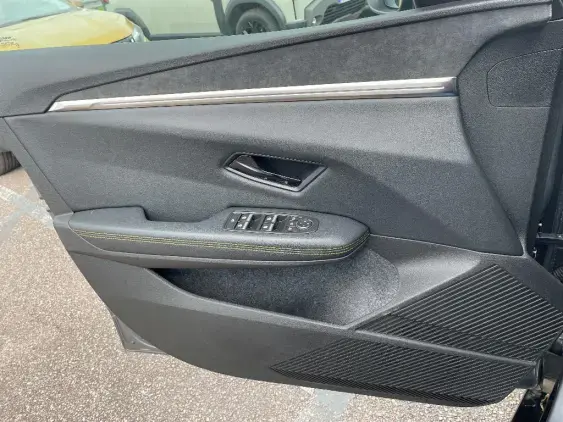 RENAULT MEGANE V - voiture d'occasion - Photo 19