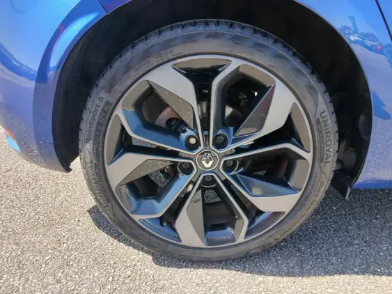 RENAULT MEGANE IV - voiture d'occasion - Photo 22