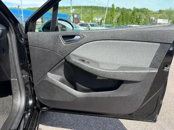 RENAULT CLIO V - voiture d'occasion - Photo 18