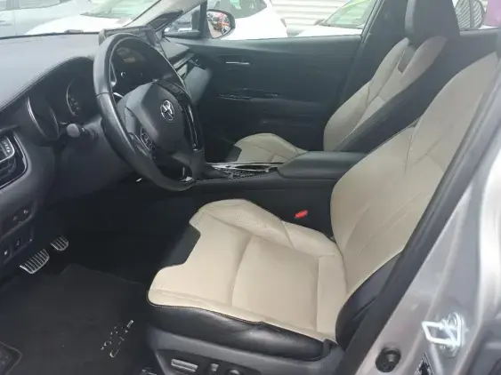TOYOTA C-HR - voiture d'occasion - Photo 12